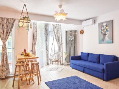 studio Three Lights Alezzi Mamaia elegant