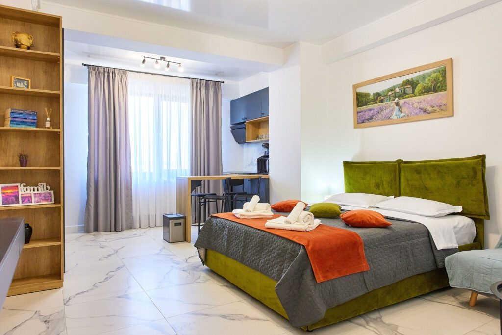 studio Aquarium Stefan Resort Mamaia design modern